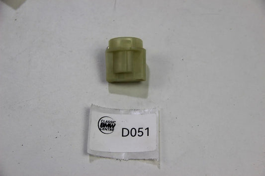 NEU Original BMW E30 E34 E32 E38 Lampenfassung P21 W 63218355888 3er 5er 7er