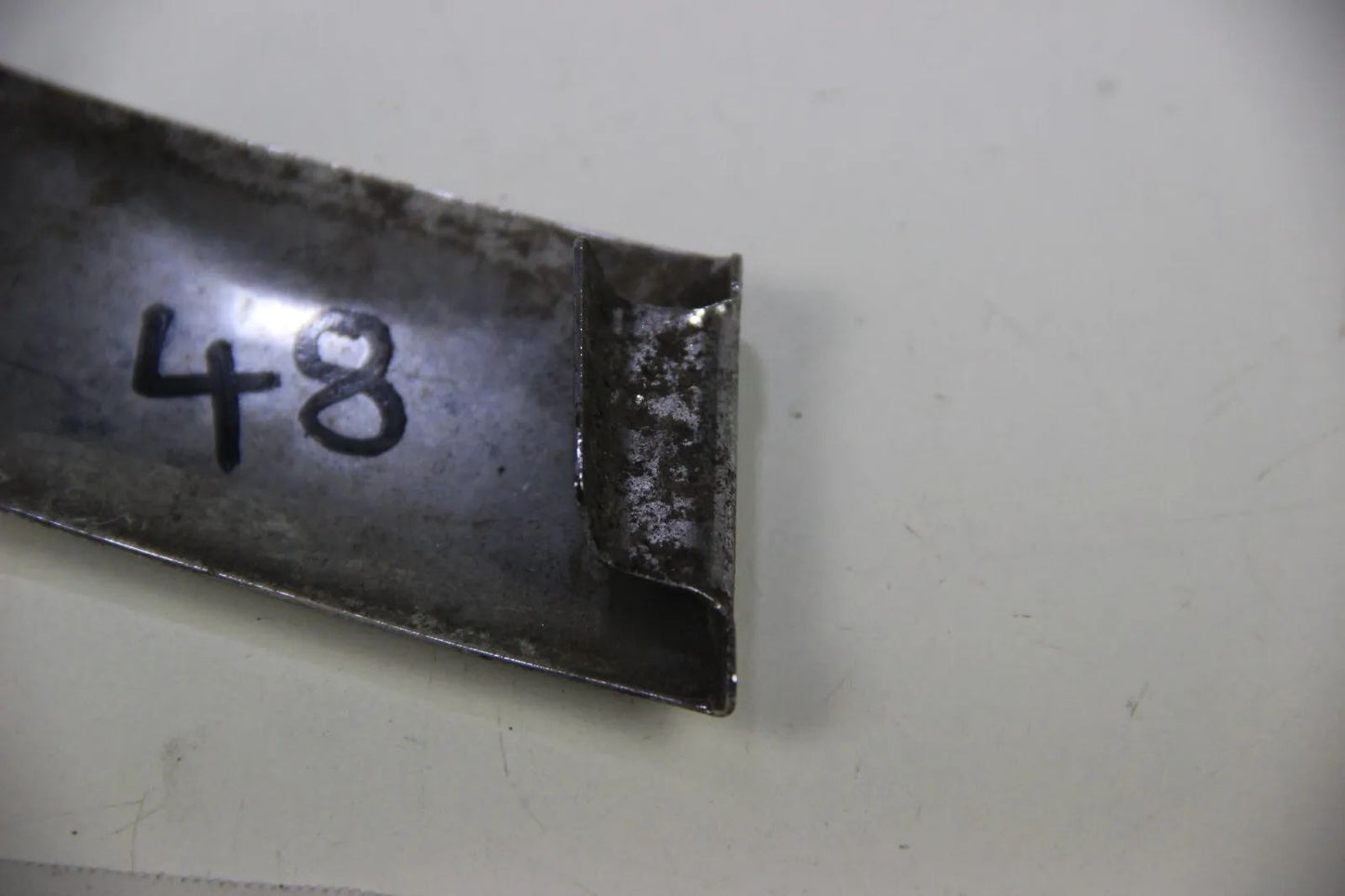 Original BMW E30 316i-325i VFL Blende Stoßstange vorne Chrom Rechts OEM