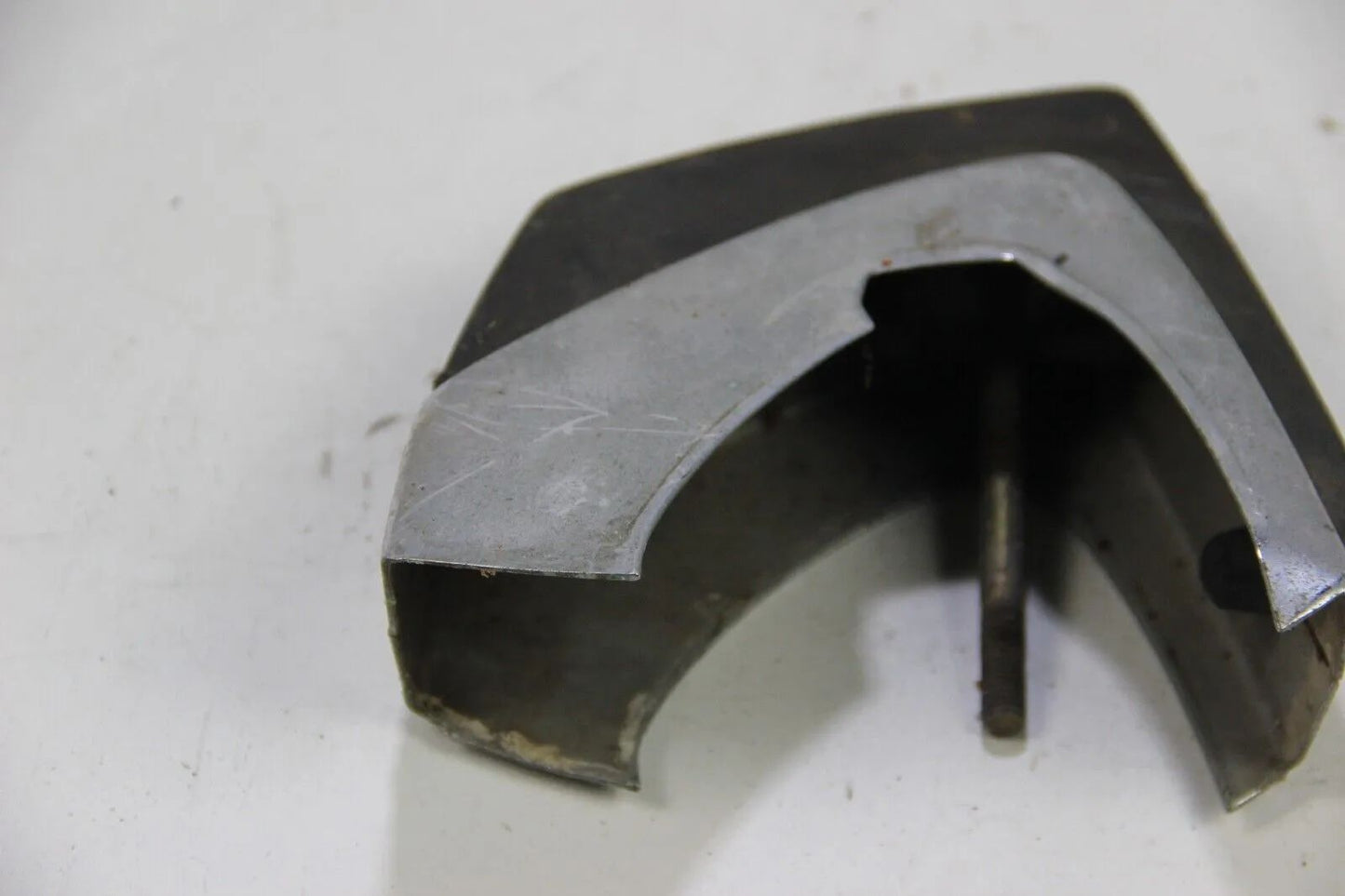 BMW E10 1502-2002 ti tii Stoßstangenhorn links ab 4/71 vorne 51111814701