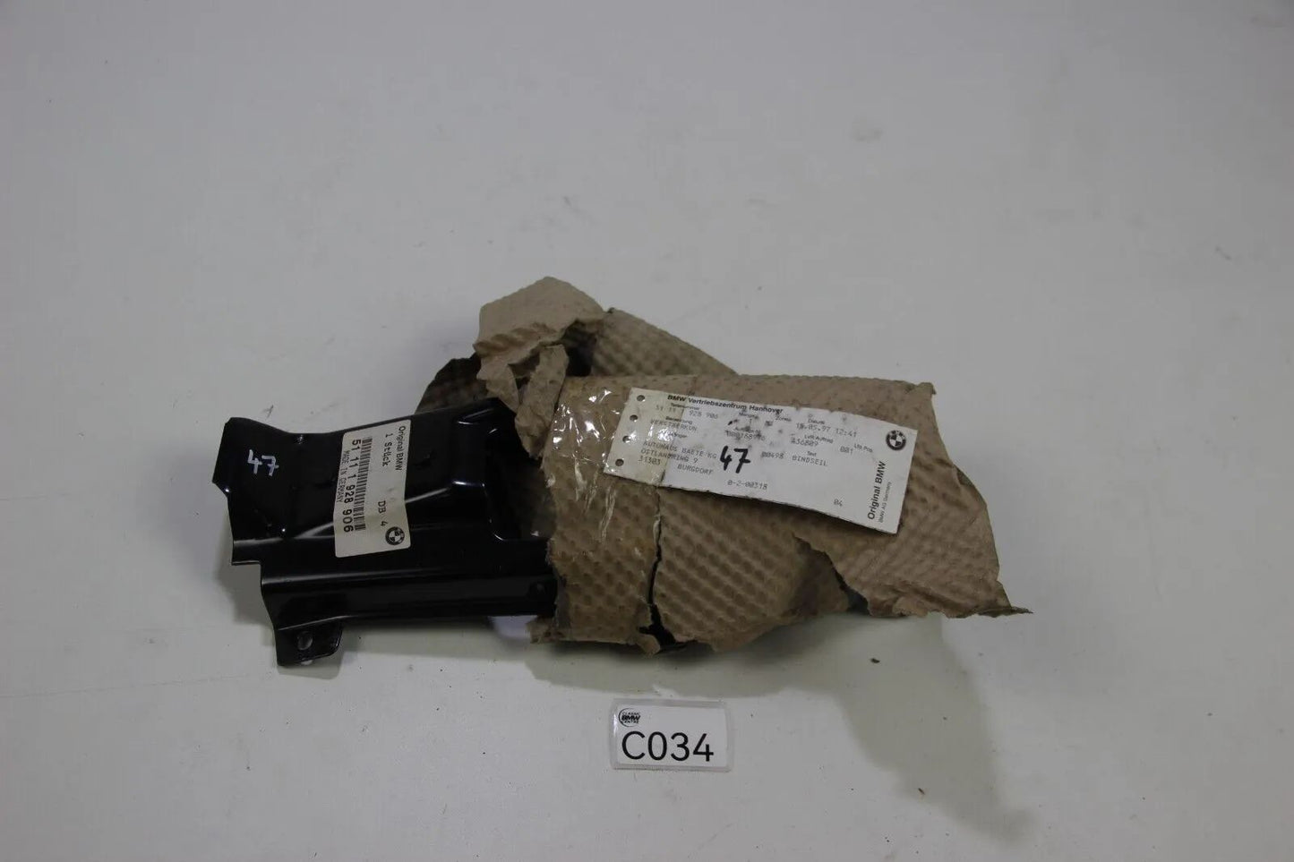 Original BMW E32 730i-750iLs Verstärkung Rechts Blech Strenghtening 51111928906