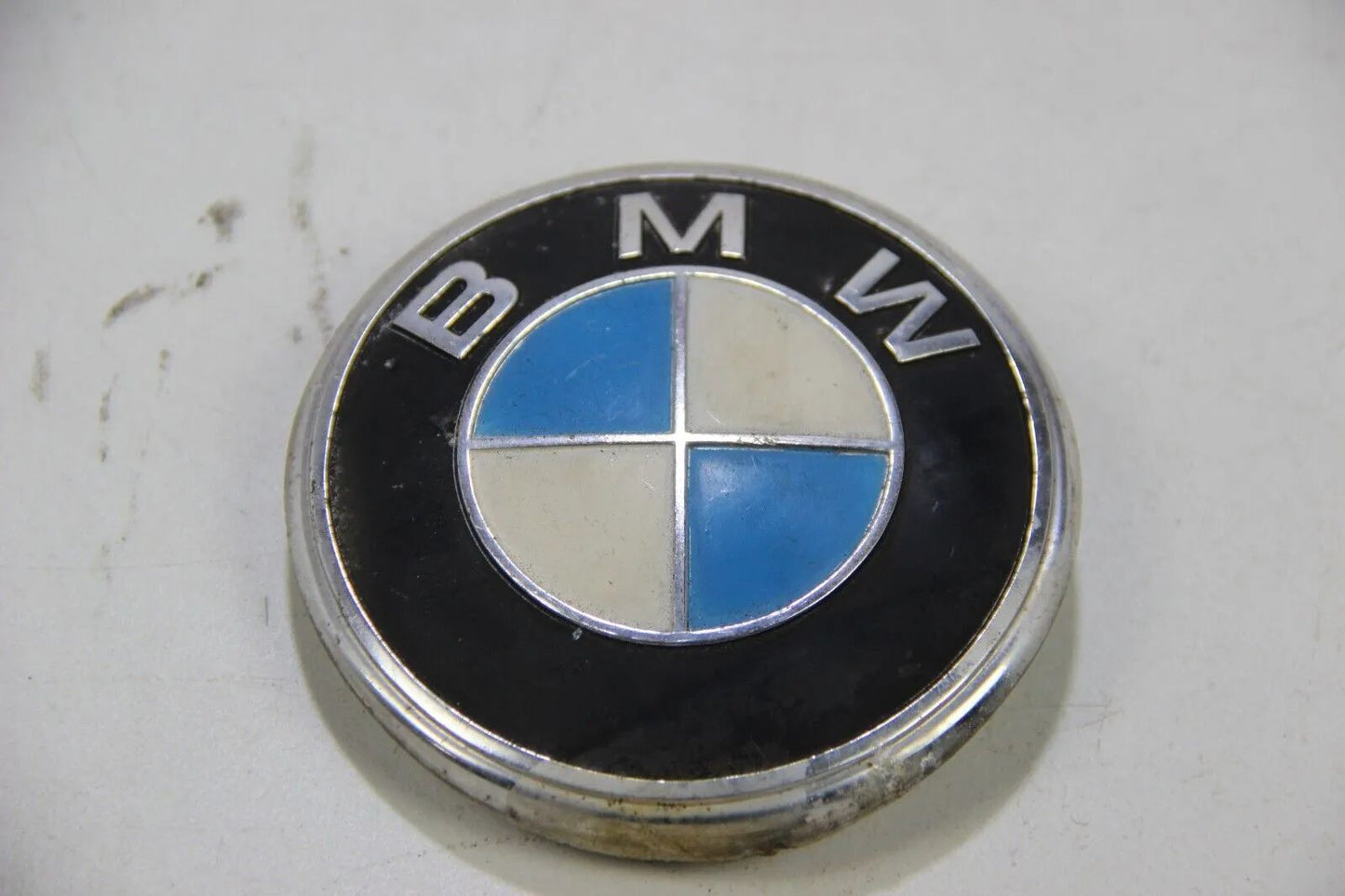 Original BMW E3 E9 E12   Plakette Heckklappe Emblem Badge OEM 51141813833
