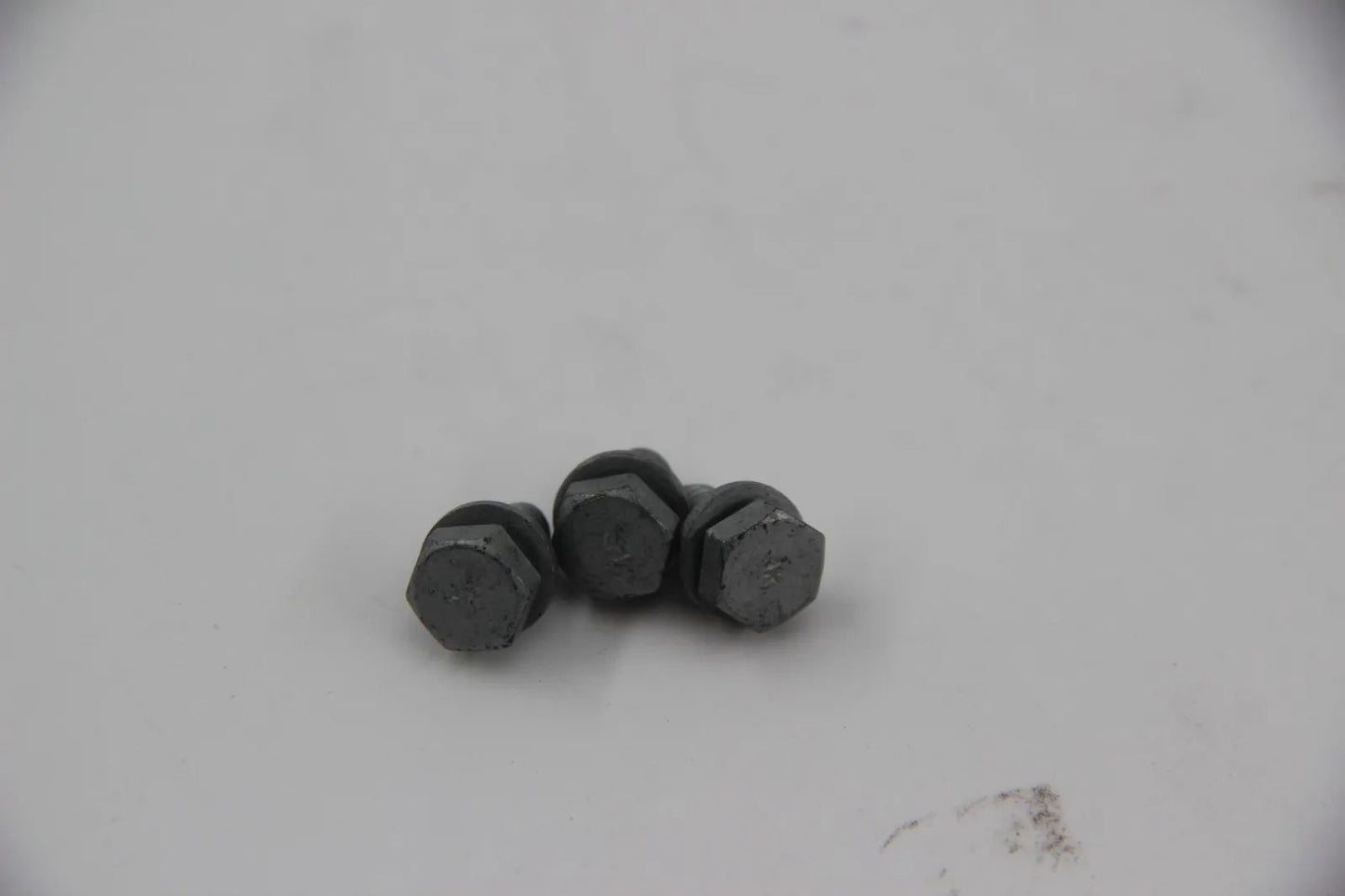 Orig BMW E36  Schraube selbstschneidend Aussenspiegel M6X14 Z1 3Stk. 51168220001