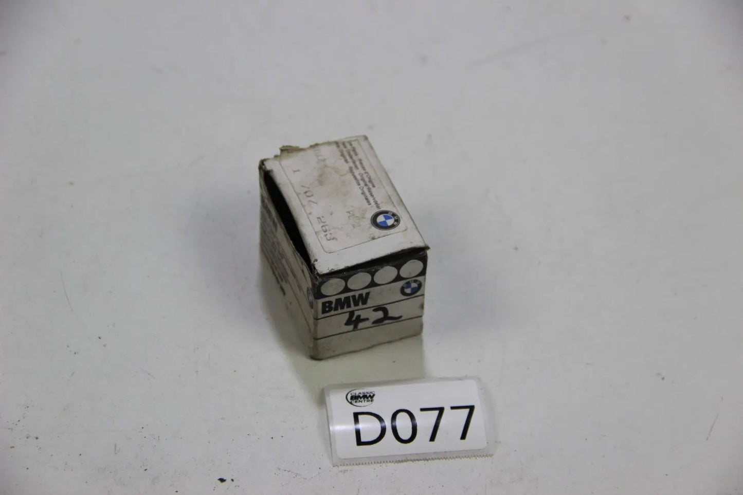 BMW E30 323i 320i 520i-528i 628csi  Verteilerläufer 1000-OHM NOS 12111707263