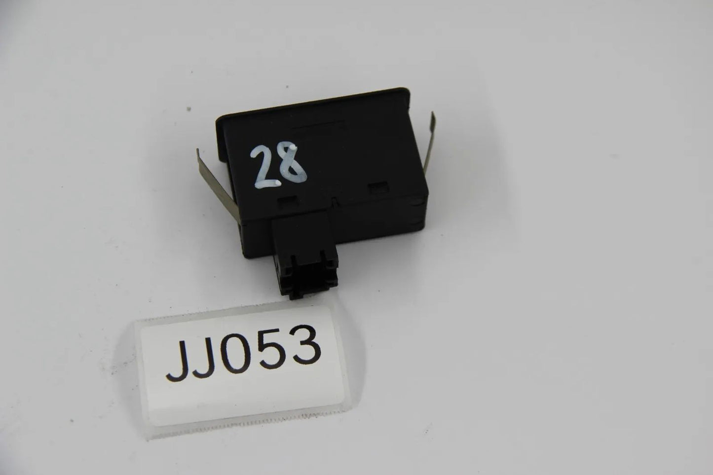 Orig BMW E34 M5 /3.6/3.8  Schalter Heizb.Heckscheibe/Klima/Umluft 61311391764