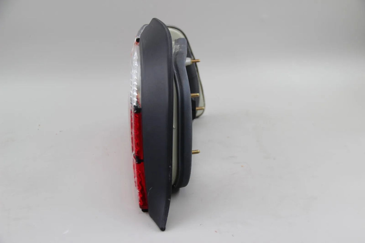 Original BMW E36 316i-323i Heckleuchte mit Nebelschlusslicht links 63211387657