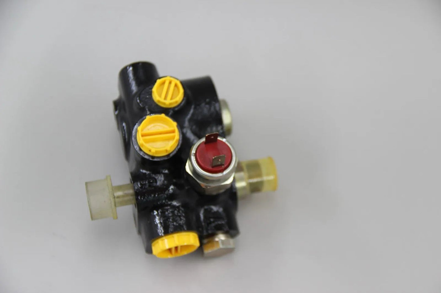 Original BMW E32 M70 V12 E31  Druckregler Regler Pressure Regulator 34331159752