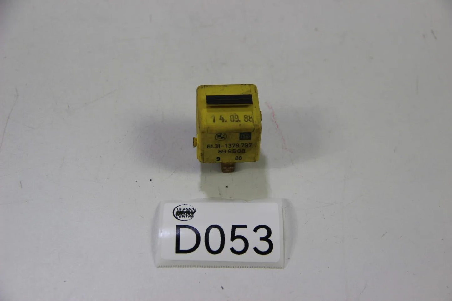 Original BMW E34 E32 E38 Diodenrelais mit Verrastung Relais Relay 61311378797