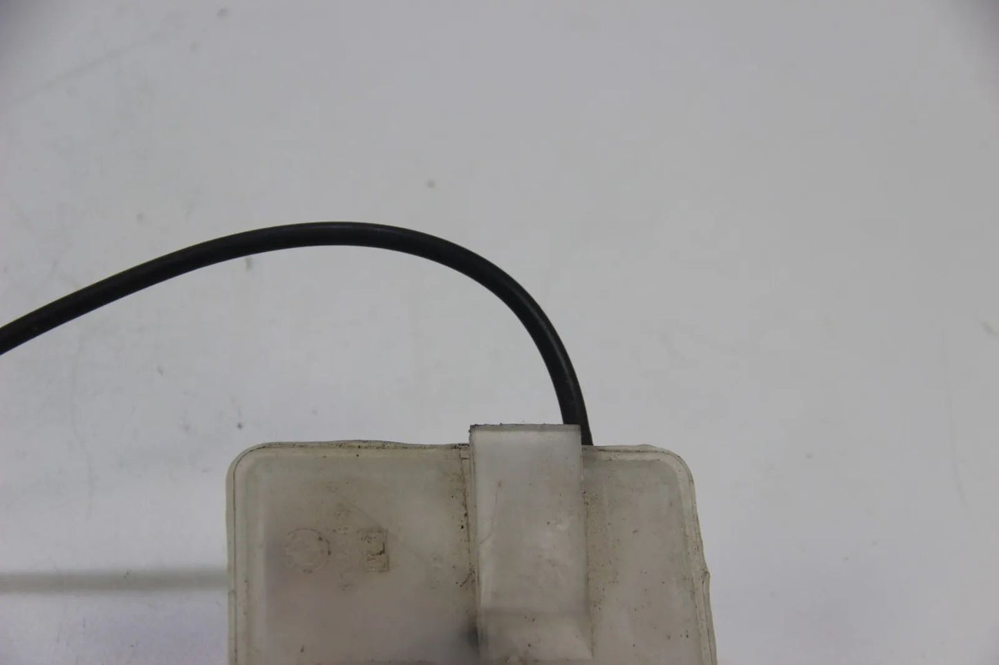 Original BMW E30 320i 325i M3 Batterie Überlauf Ausgleichsbehälter 3er 1374963