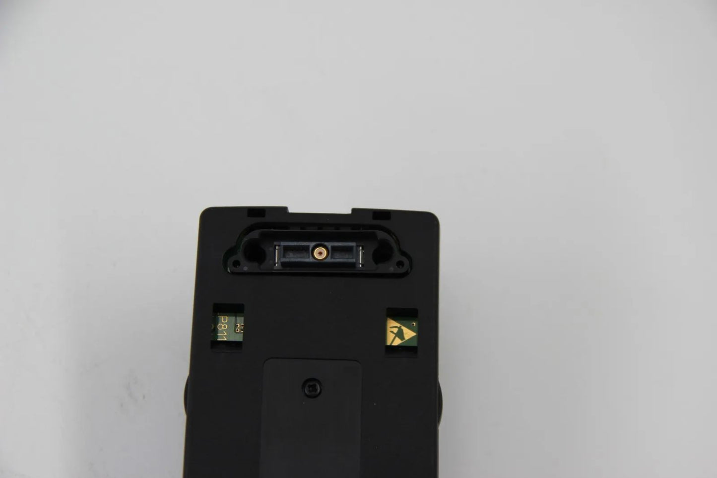 Orig BMW E81 F21 F22 E90 E60  Snap-In Adapter Basic NOK 6310I NOS 84210304651