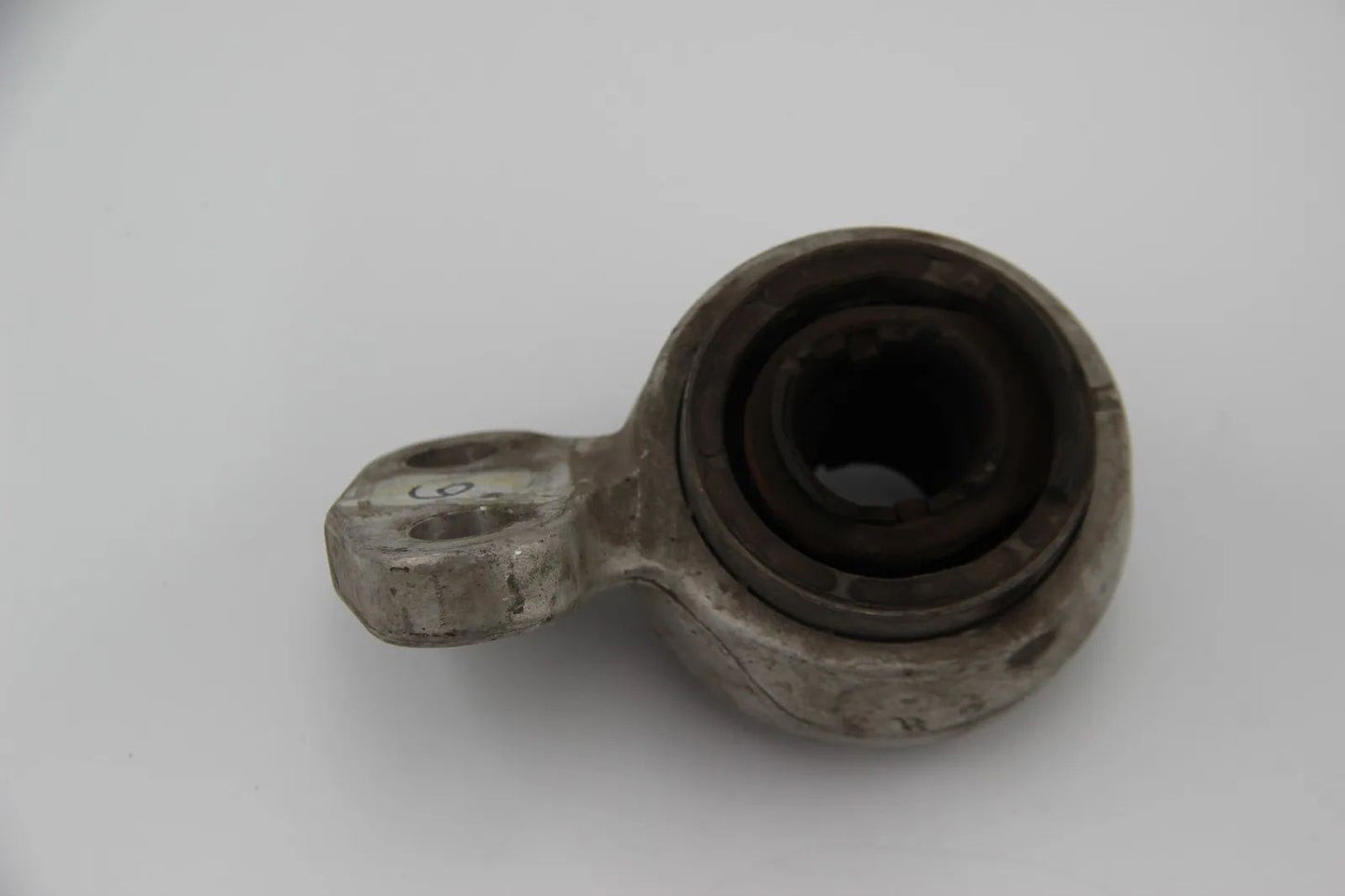 Original BMW E46 E85 E86  Satz Halter mit Gummilager D=66MM NOS 31126757623