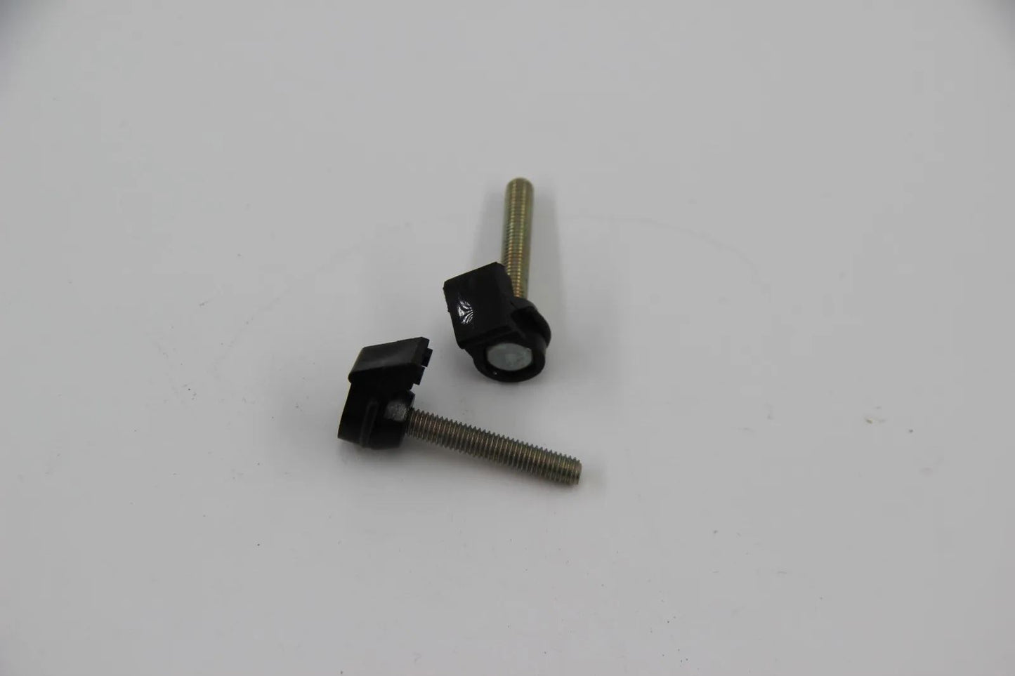 Orig BMW E3 E9 M30 E12 M10 M30  Einstellschraube Scheinwerfer 2Stk 63121354448