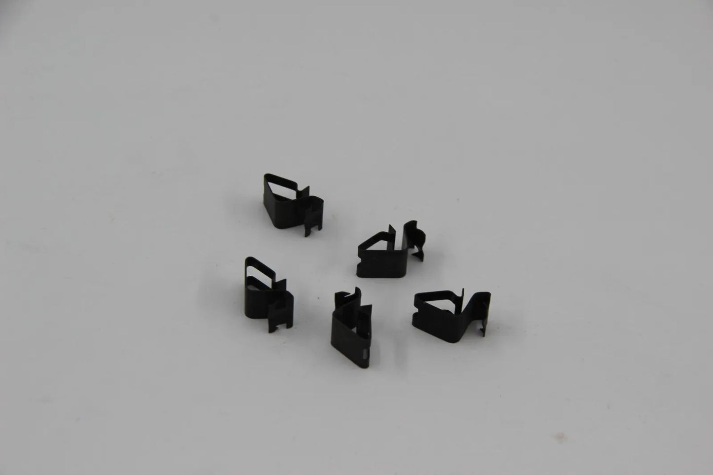 BMW E12 E28 E23 5er  7er 5x Klammer Clips Gitter Frontklappe Clip 51131819327
