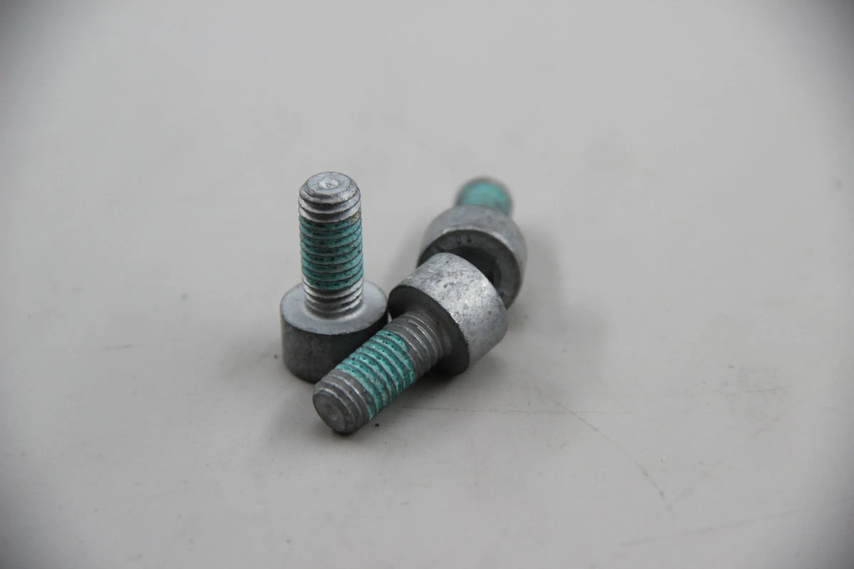Original BMW E36 E39 E63 E38 3x Zylinderschraube M8X16-ZNS3 MK 07119906045