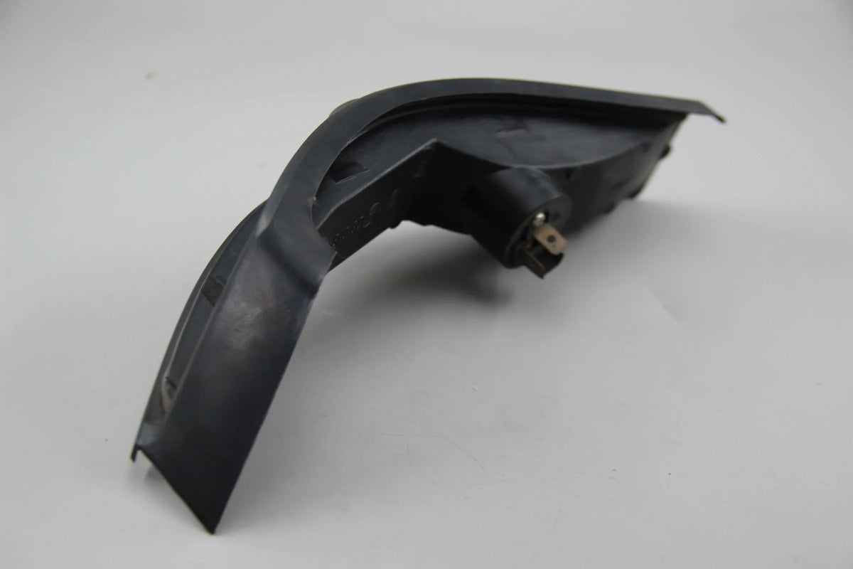 Original BMW E12 Blinker Blinkleuchte Lampenträger vorne rechts 23018R