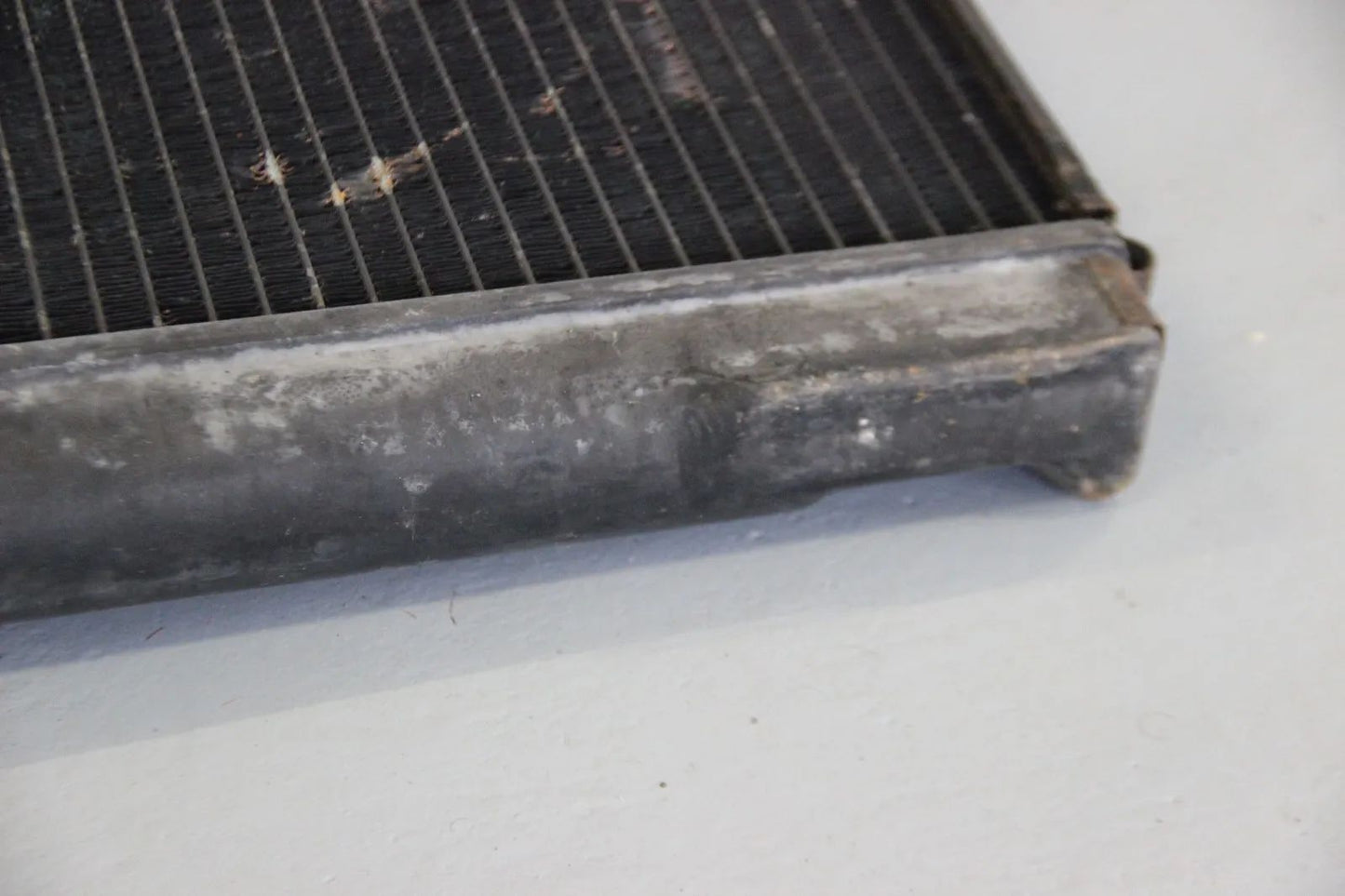 Original Mercedes W111 Coupe Cabrio  Wasserkühler Kühler Behr 1115000903