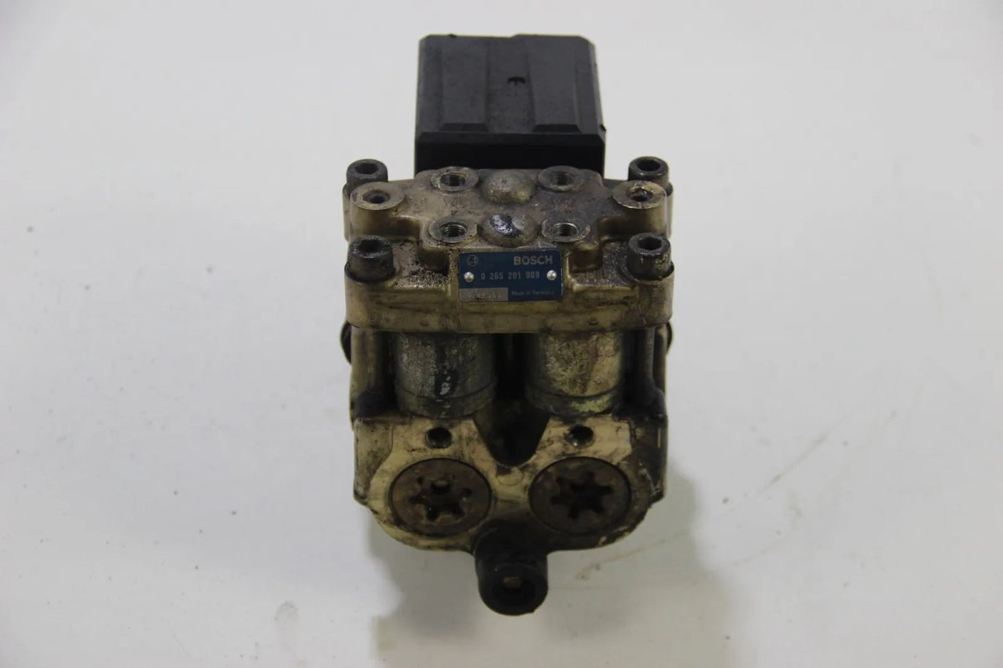 BMW E24 635csi ABS Hydroaggregat ABS Pumpe Steuerung Hydropumpe 0265201009
