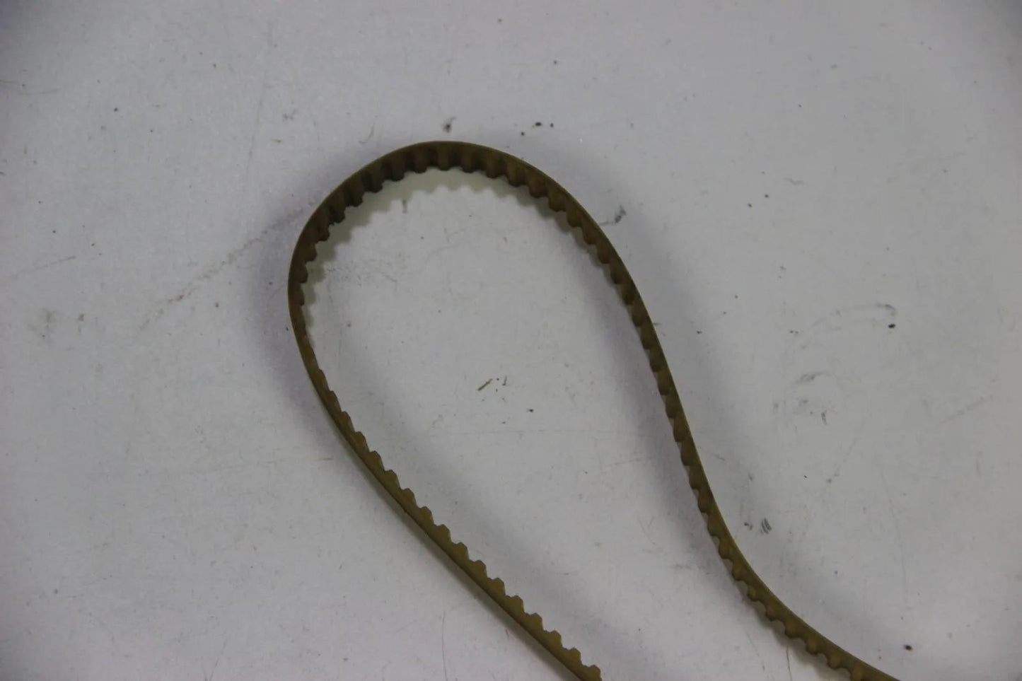 NEU Original BMW 114 M10 NK 4Zyl E12 M10 Zahnriemen 13521259269