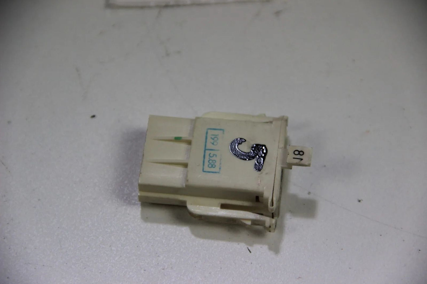 Original BMW E30 316i 318i M40 Kodierstecker Nr. 18 Codierstecker 1385364