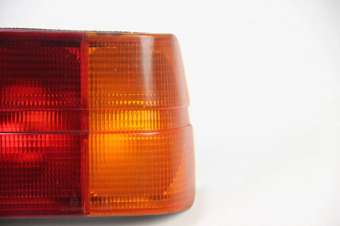 Original BMW E30 VFL 316i-325i M3	Rückleuchte Heckleuchte Rechts NSL	1370676