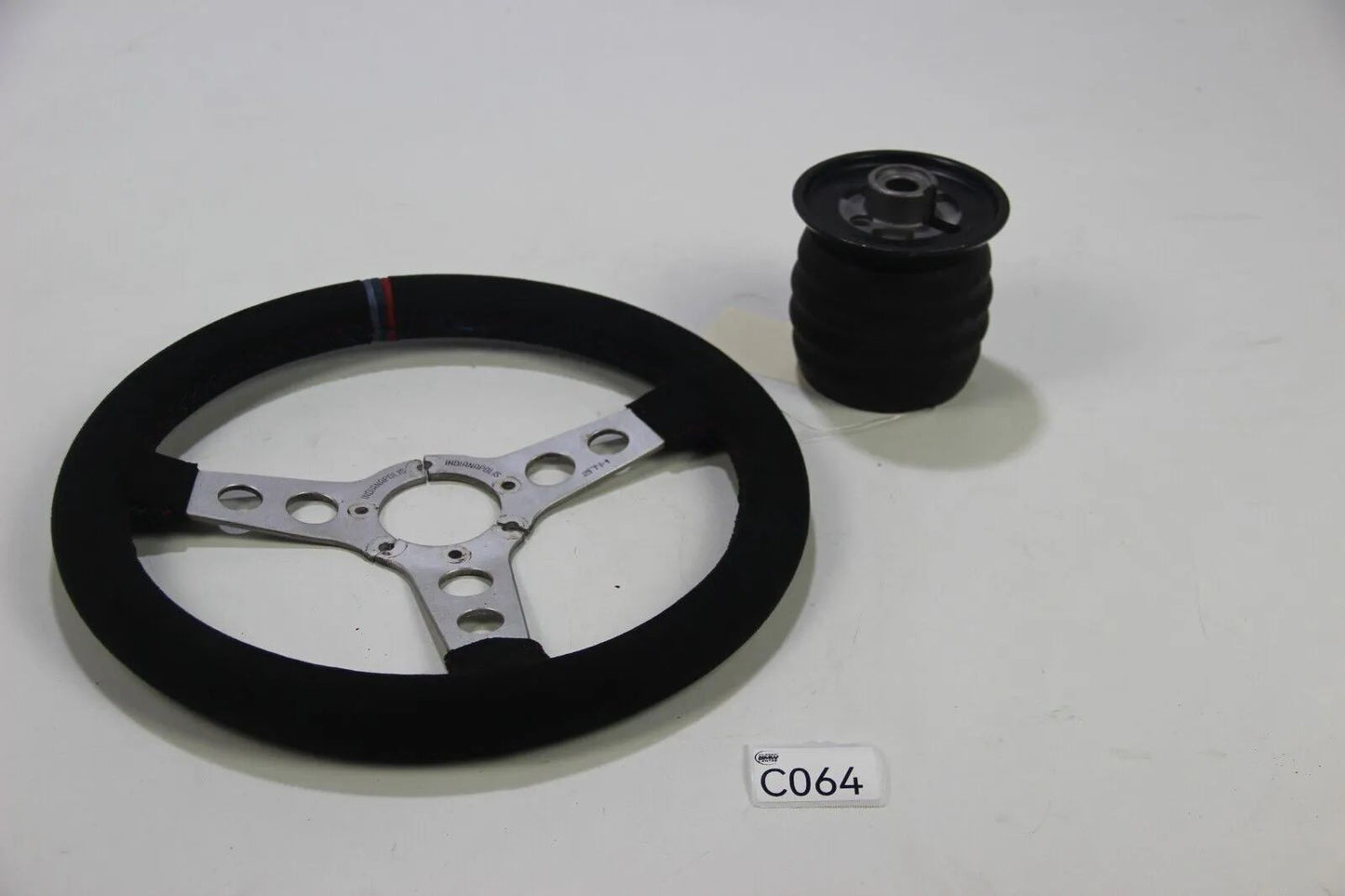 BMW E9 E3 E12 E24 E21 italvolanti Indianapolis ATI 1 frisch bezogen Alcantara