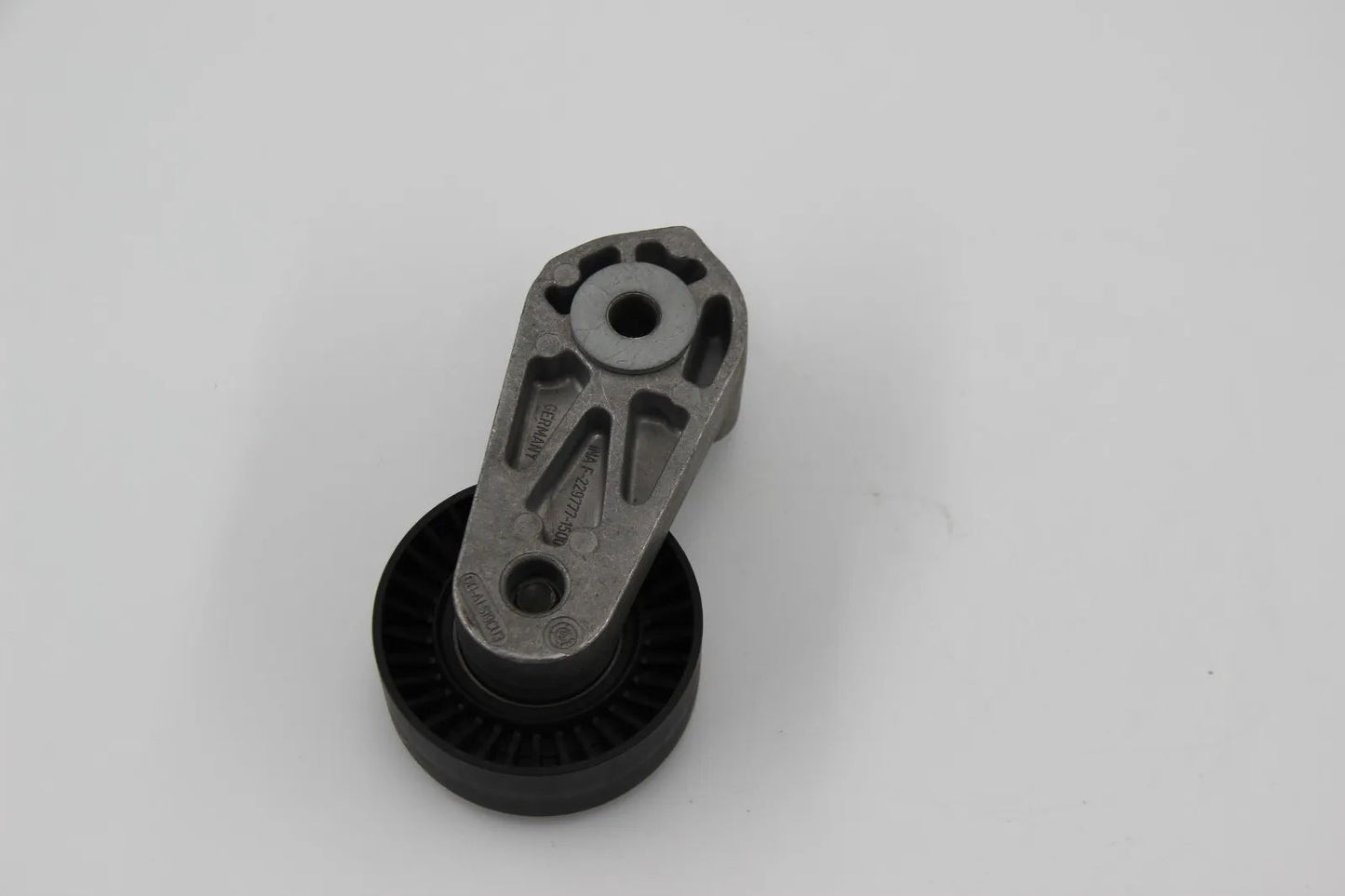 Original BMW E38 740d M67 Spannrolle ohne Hebel  64552248194