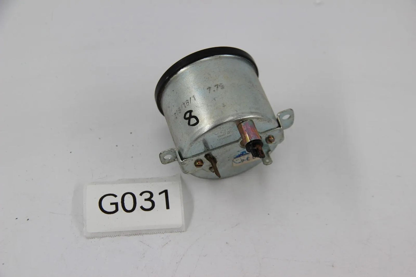 Original BMW E12 520-530i E24 630-635CSi Zeituhr Uhr Quarz  NOS 62131356492