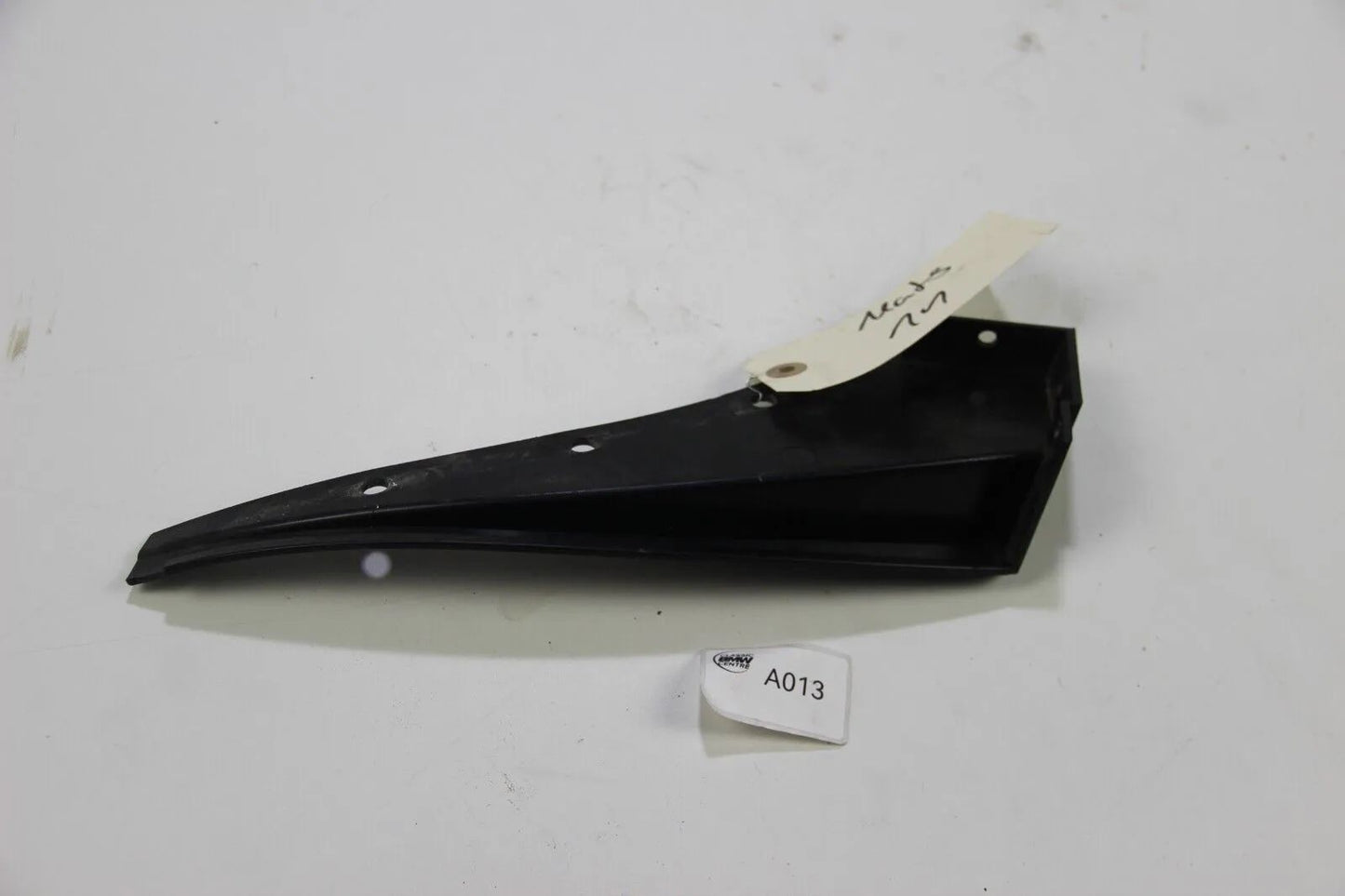 Original BMW E30 M3 S14 Radhaus Abdeckung Stoßstange hinten links Halterung 3er