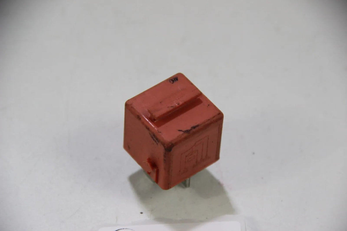 Original BMW E81 E36 E46 E90 Relais Relay Wechsler lachsrot  12631742690