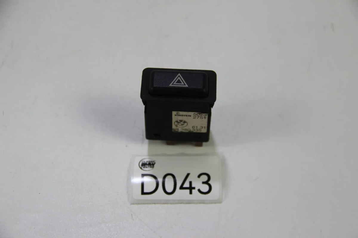 Original BMW 3er E30 Warnblinkleuchte Schalter / Gefahrenhinweis 1380335