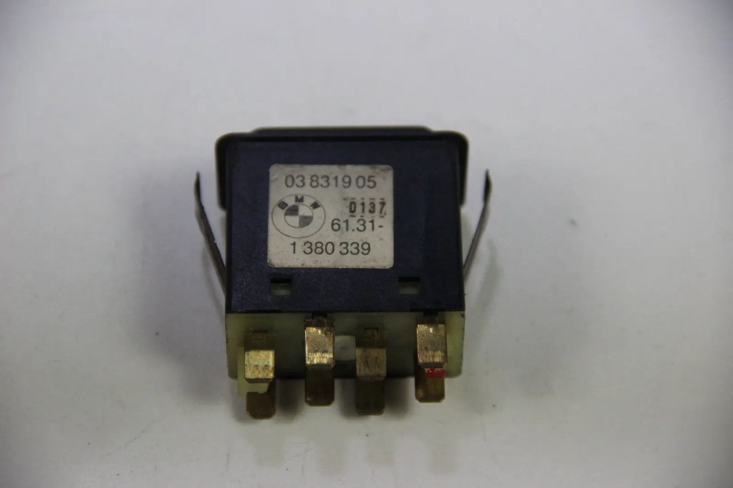 Original BMW E28 E30 Warnblinkleuchte Schalter / Gefahrenhinweis 1380339