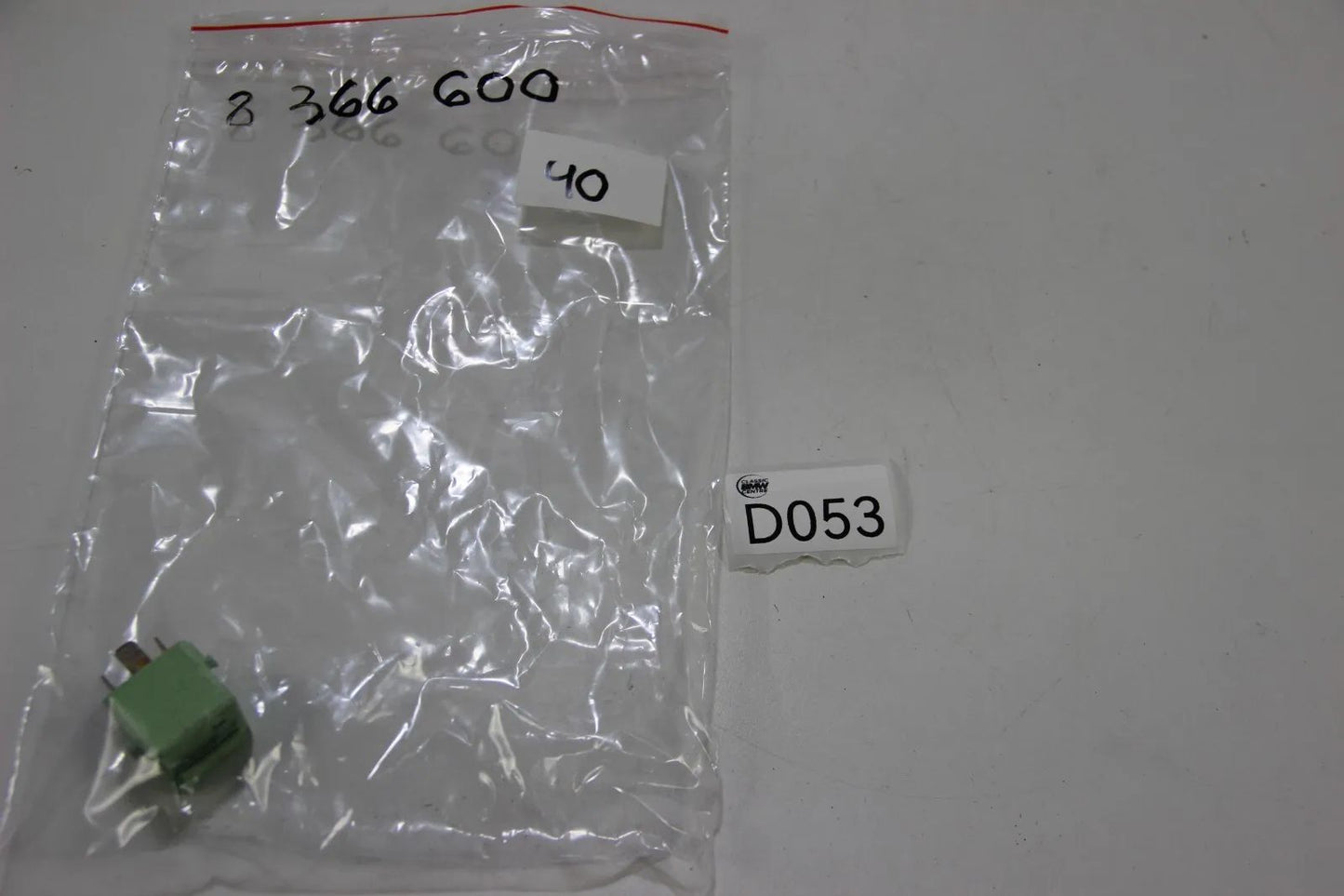 Original BMW E38 Relais Relay Kraftstoffpumpenrelais Relais Oldtimer 61368366600