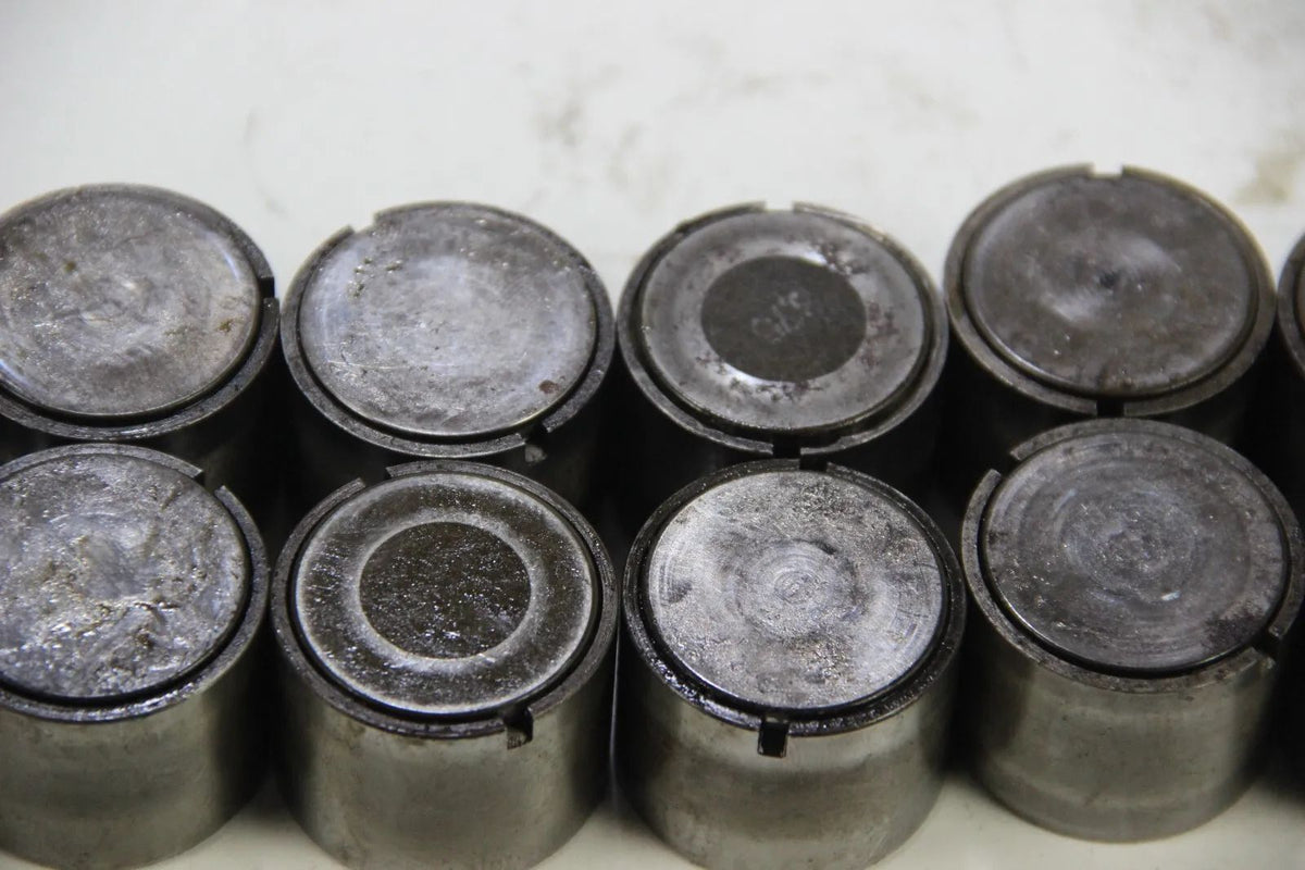 Original BMW E30 M3 S14 3er 16x Tassenstößel Satz mit Shims 11341308158