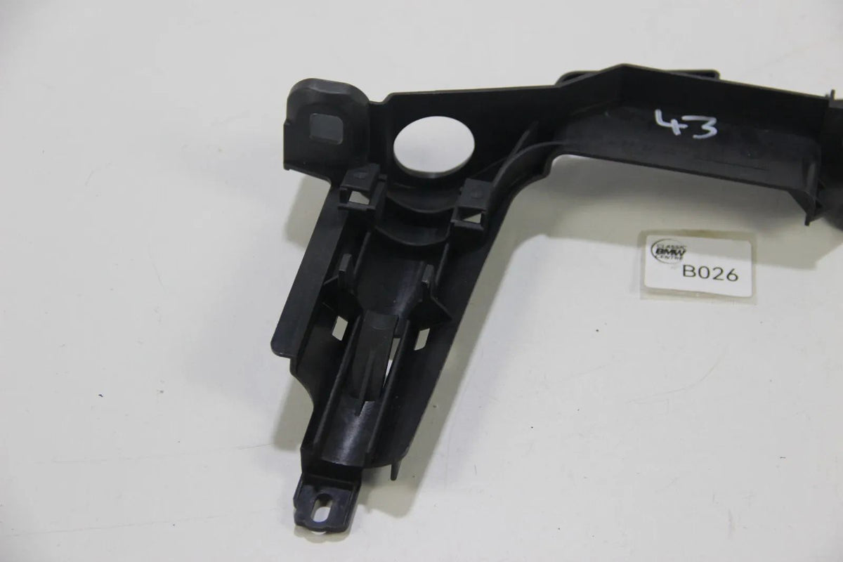 Original BMW E46 3er Halter Scheinwerfer Rechts Mount Bracket 1301073018