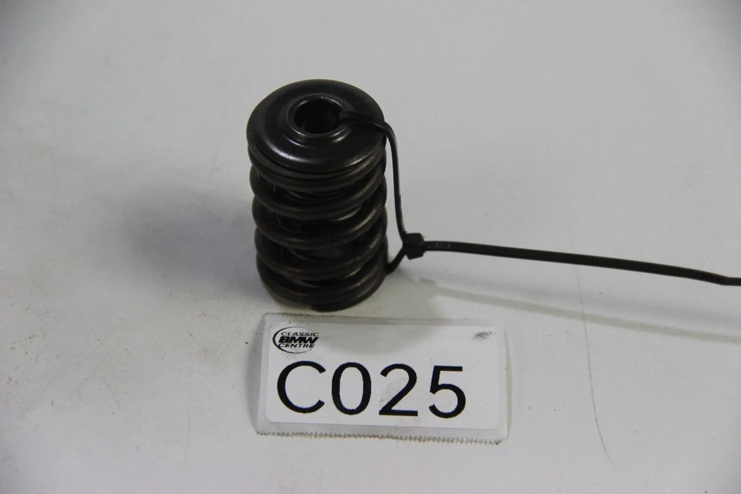 Original BMW E30 M3 S14  Ventilfeder einzeln mit Federtellern oben 11341312704