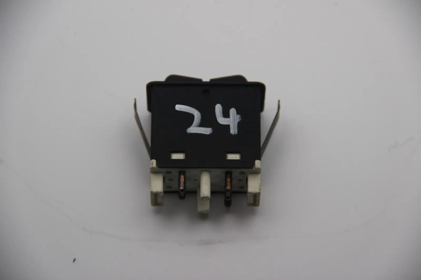 Original BMW E30 Schalter Verdeck Cabrio Convertible 61312230532 Kabrio