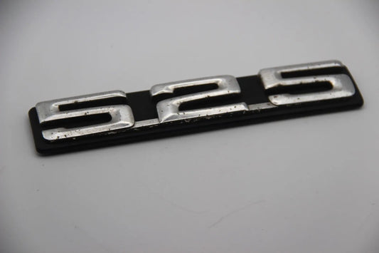 Original BMW E12 525 Modellbezeichnung Emblem Badge Schriftzug Typenschild