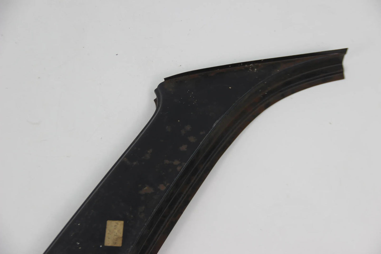 Original BMW Neue Klasse 1500-2000 tii C-Säule außen rechts NOS 41215630131