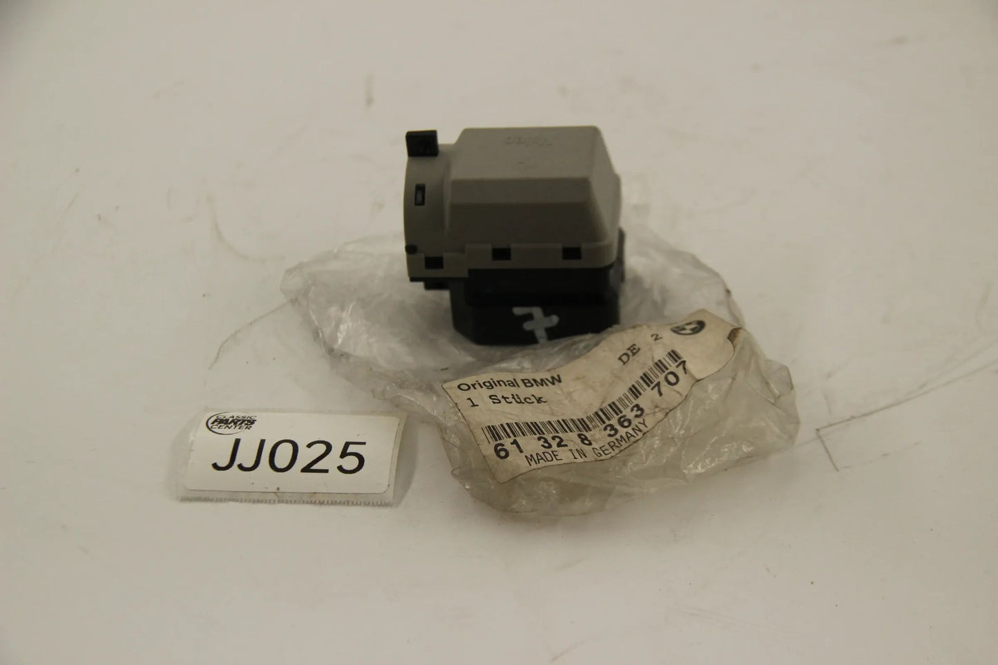 Original BMW 6er E24  Zündanlassschalter Ignition switch  61328363707
