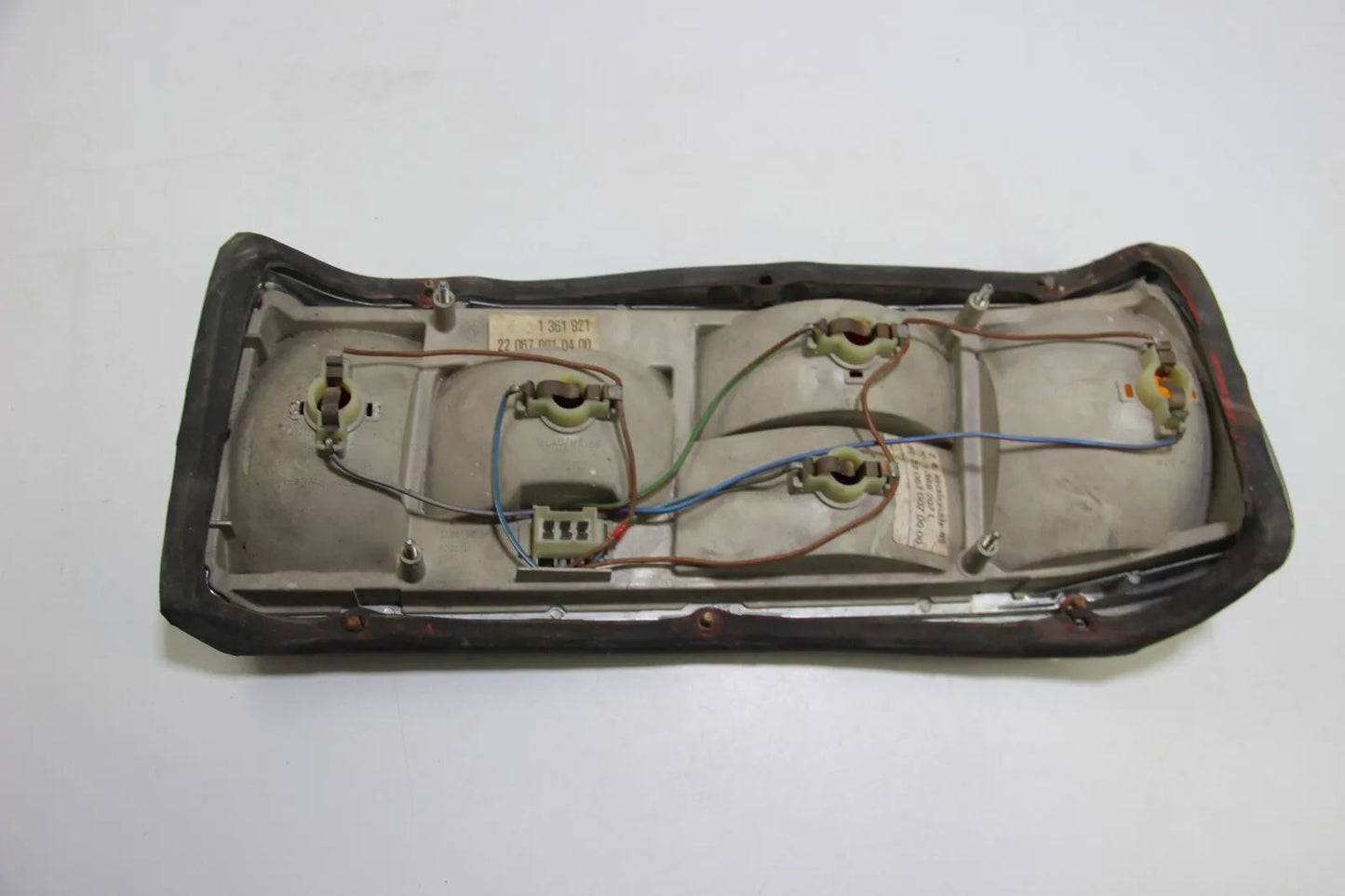 BMW Original Oldtimer E23 Rücklicht links Heckleuchte 1368209