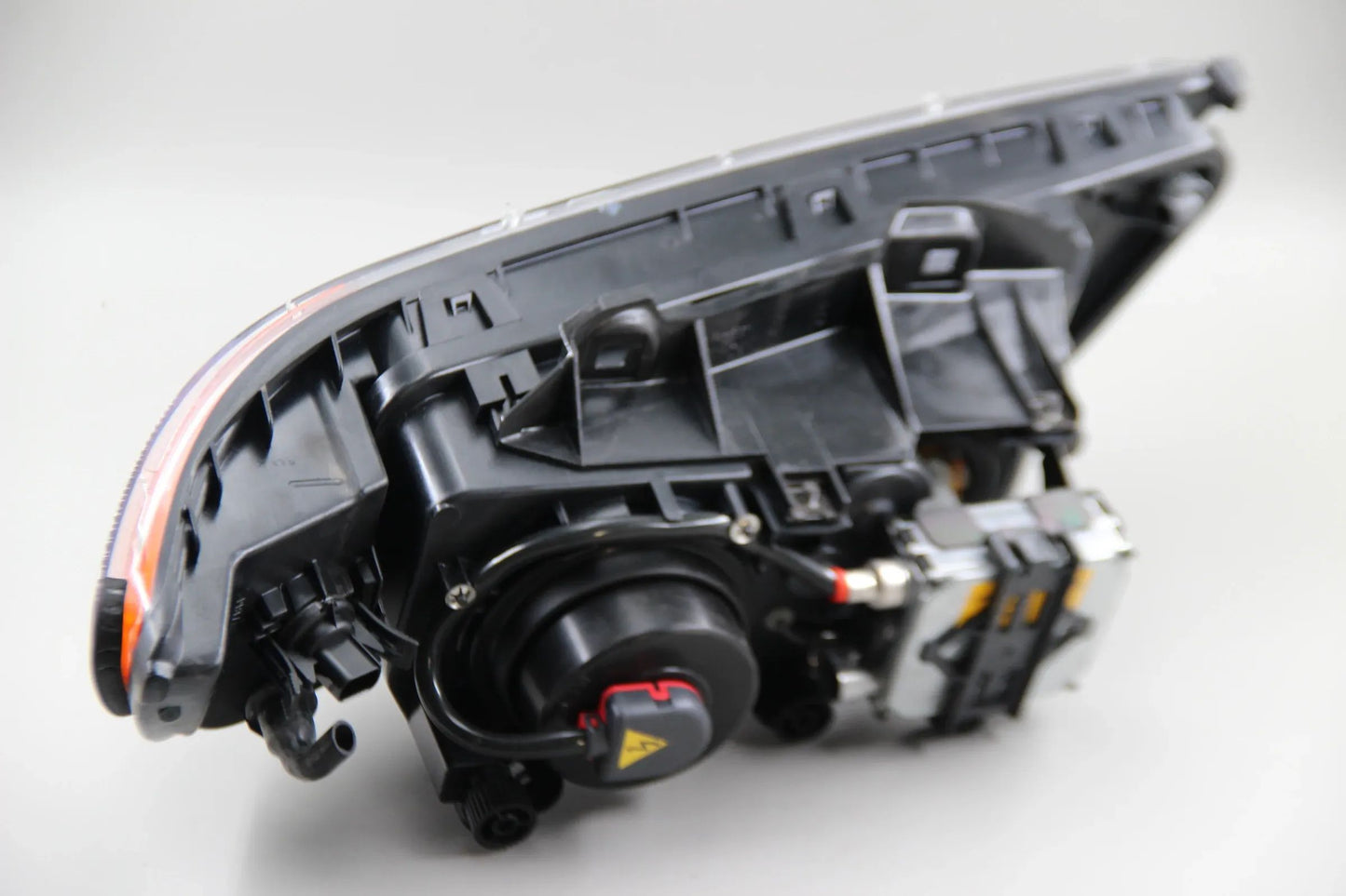 Original BMW E39 520i-540i Scheinwerfer Xenon-Licht rechts 63128386558