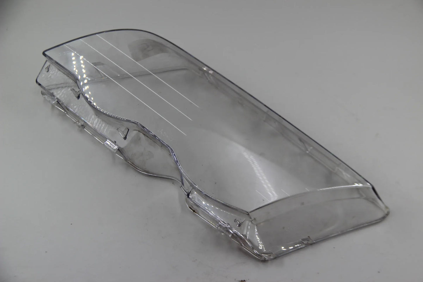 Original BMW E46 316i-330i Scheinwerferglas vorne links Bosch 1305621746