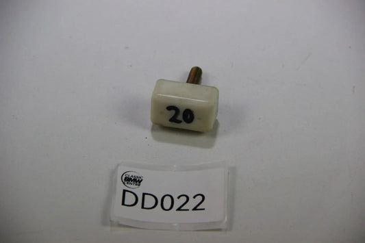 Original BMW E10 1502 1602 1802 2002 Kofferraum Stopper links rechts 02