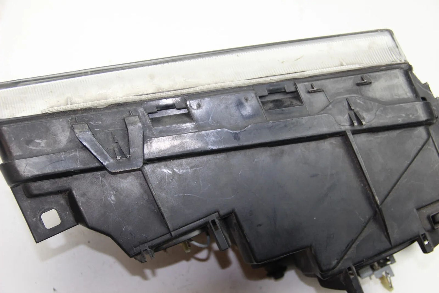 BMW E36 316i 318i 320i 325i M3 Scheinwerfer Headlights Links 8353589