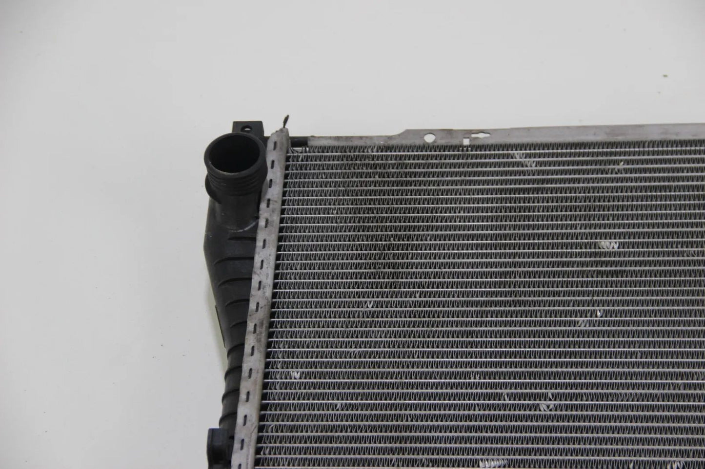 Original BMW E34 535i Wasserkühler Behr 1702963 Radiator Kühler
