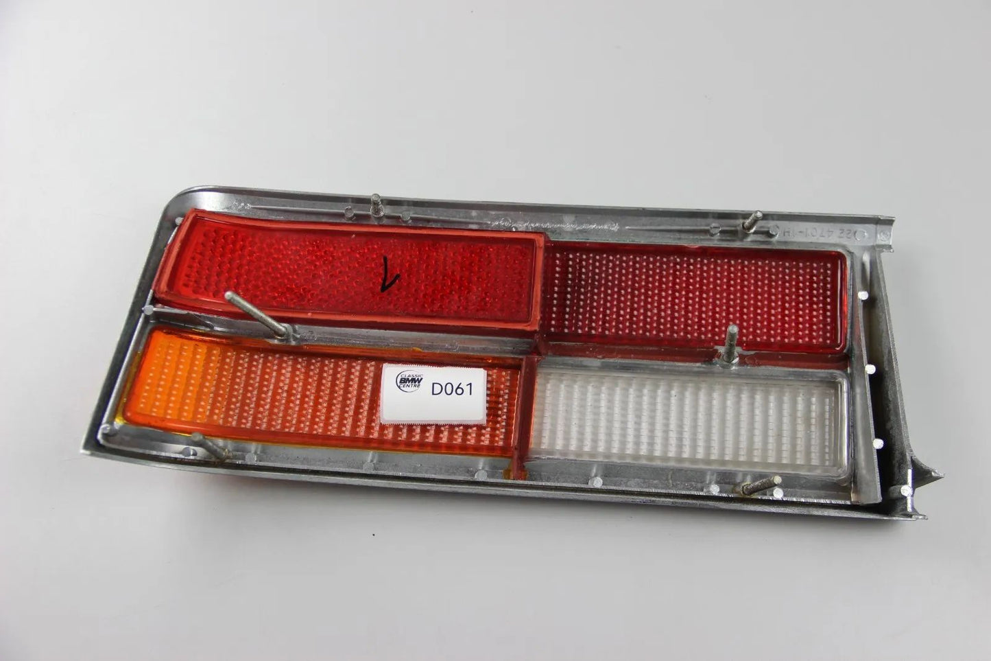 BMW Neue Klasse Rücklicht Glas Scheibe Heckleuchte 1350829