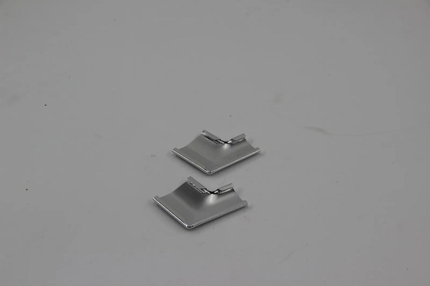 Original BMW E23 7er 728 728i-733i Eckblende Chrom Blende L+R NOS 51311842136