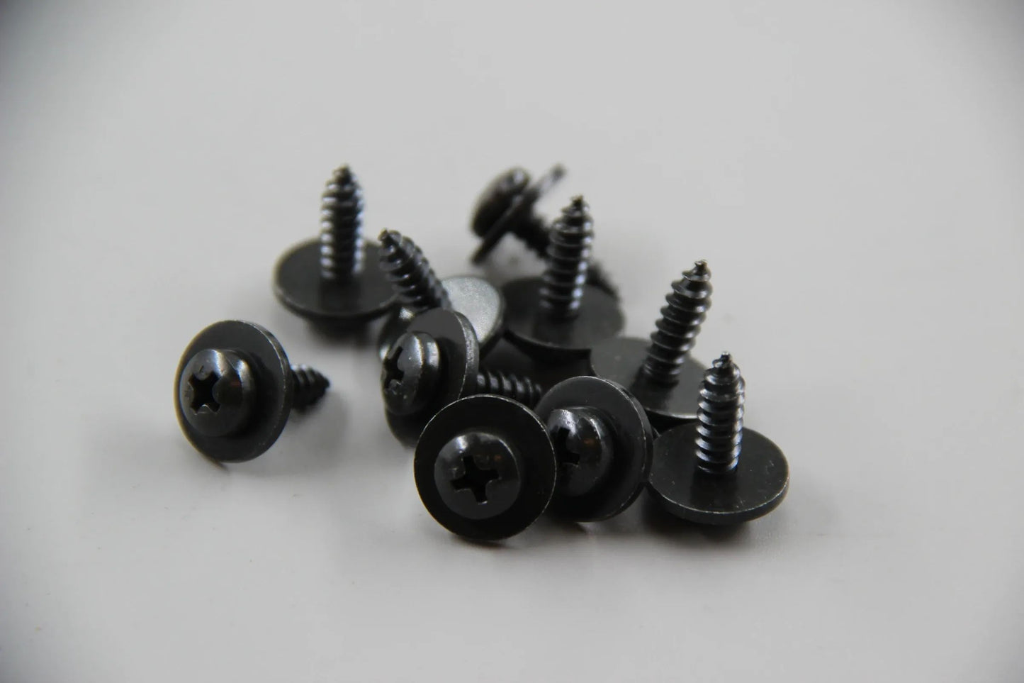 Original BMW E36 E34 E32 E38 E31 10x Linsenblechschraube ST4,8X16-Z2 07119907975