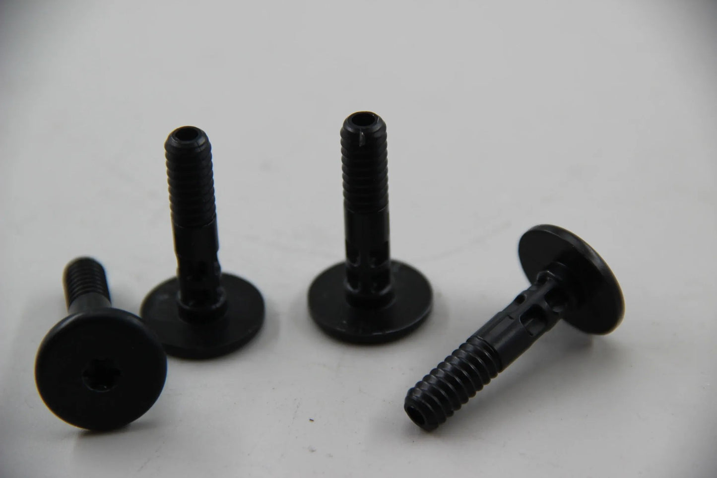 Original BMW E81 E82 E87 E88 E90 E91 E92 E93 4x Stift Plastik 07147122913