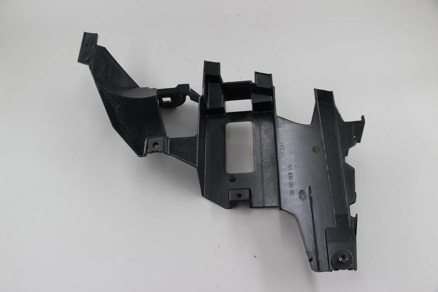 Original BMW E53 X5 Serie Hella rechte Lampenhalterung/ Scheinwerferhalterung