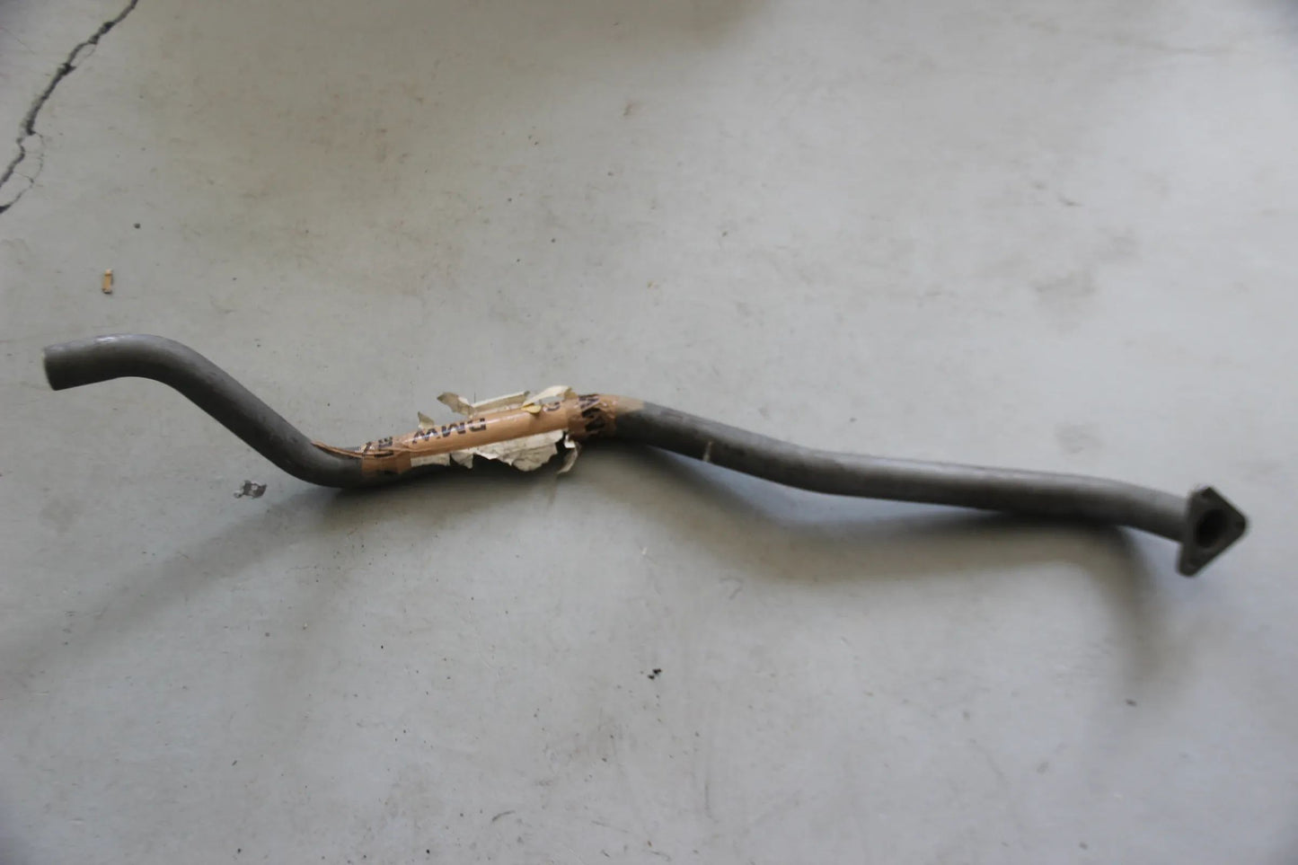 Original BMW 5er E12 520 M20 Limousine Abgasrohr ZYL.1-3 18111246459